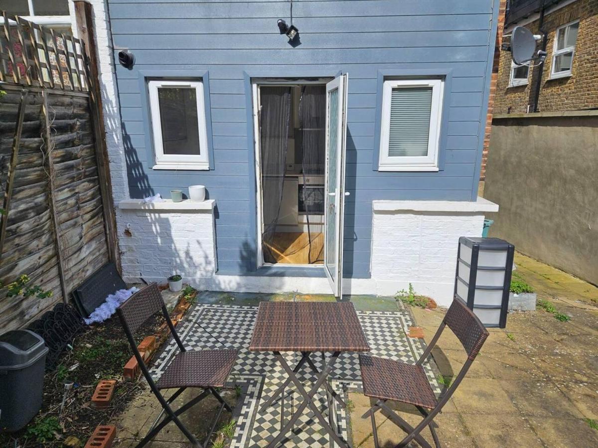 Appartement Cosy 1-bed In Alexandra Palace Londen