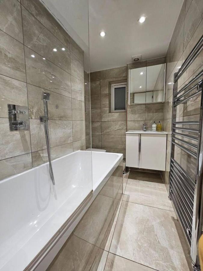Cosy 1-bed In Alexandra Palace Appartement