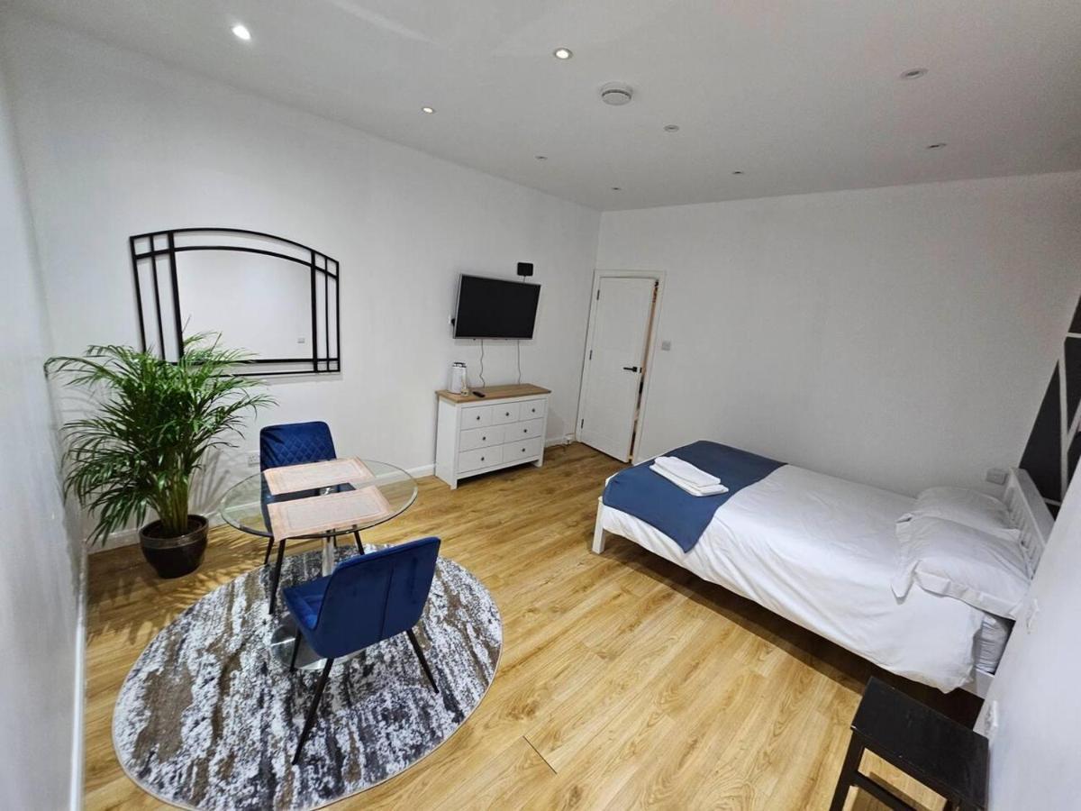 Cosy 1-bed In Alexandra Palace * Londen